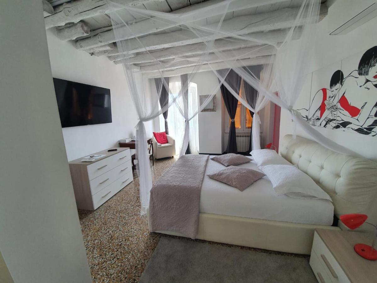 Varazze Suite Sauna E Hammam Kültér fotó