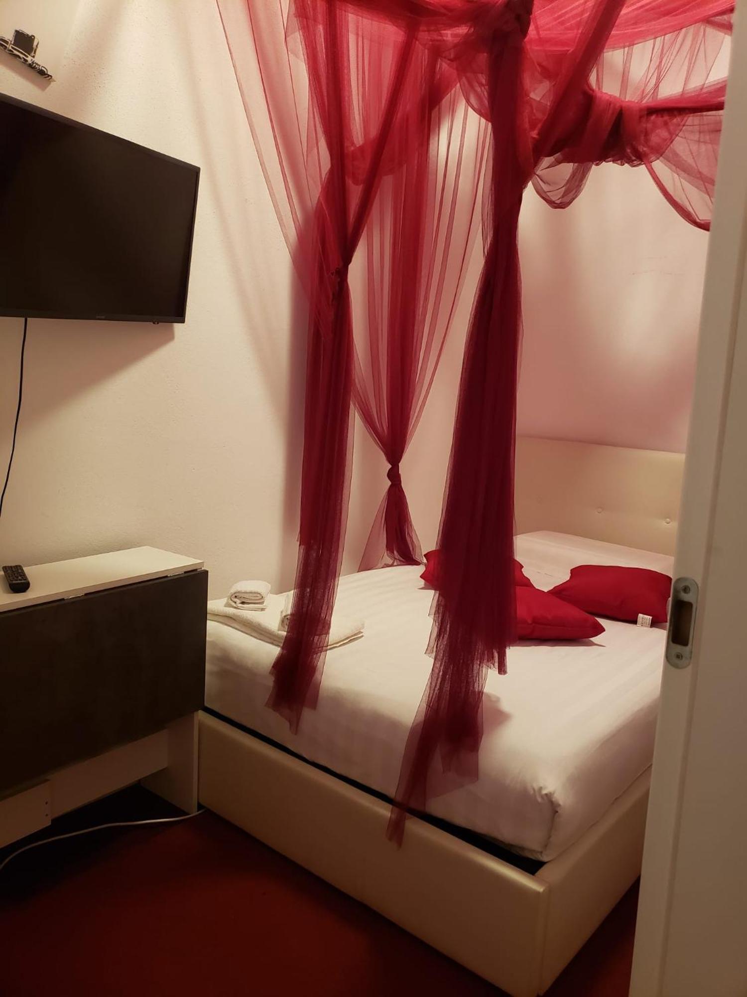 Varazze Suite Sauna E Hammam Kültér fotó